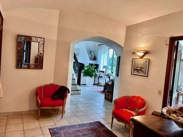 Maison à MOUGINS