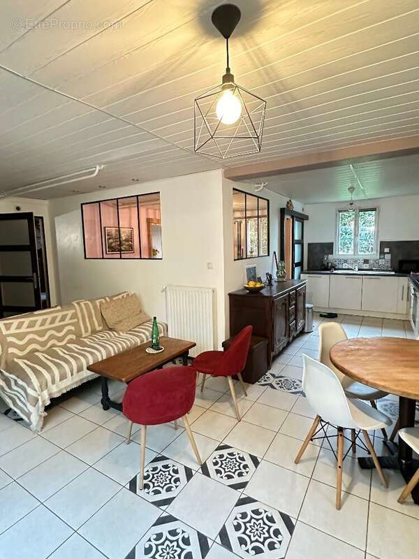 Maison à LES LOGES-EN-JOSAS