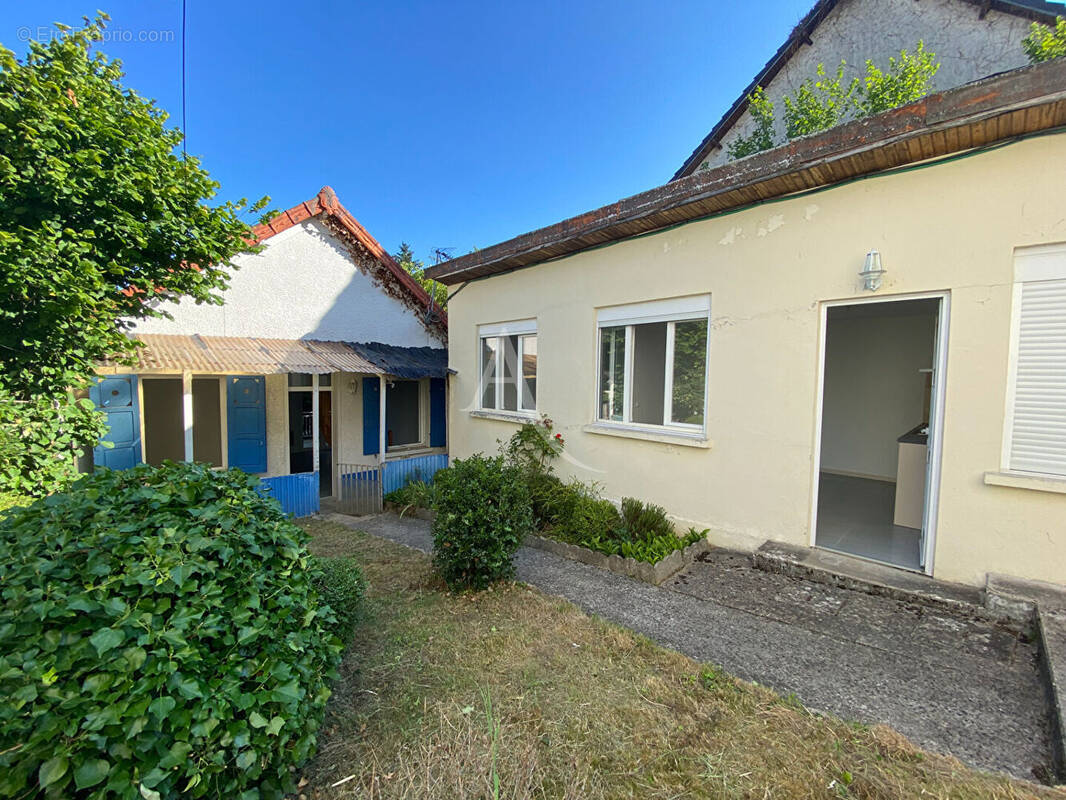 Maison à BURES-SUR-YVETTE