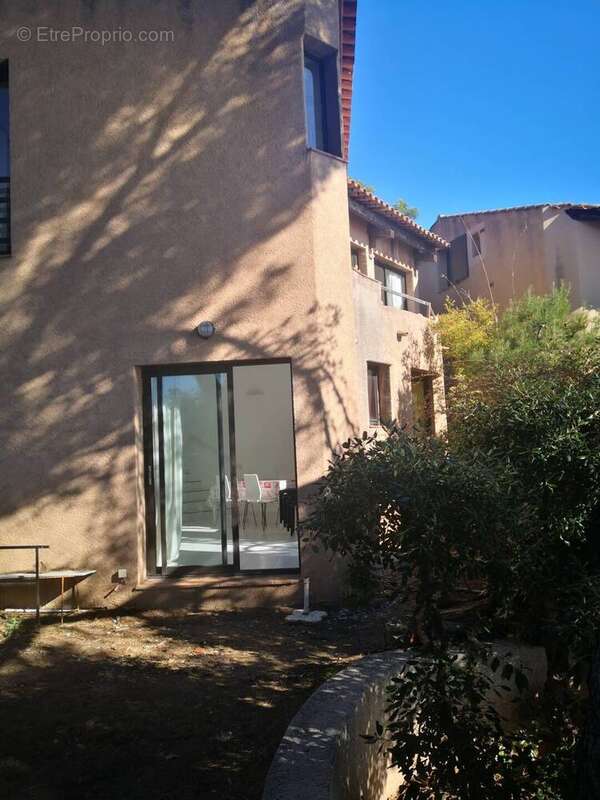 Maison à CARQUEIRANNE