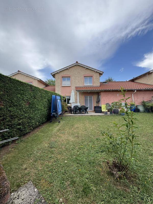 Maison à L&#039;ARBRESLE