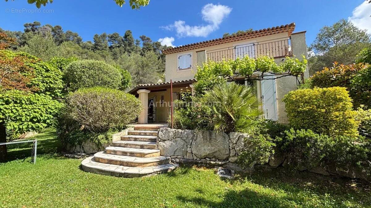 Maison à CONTES