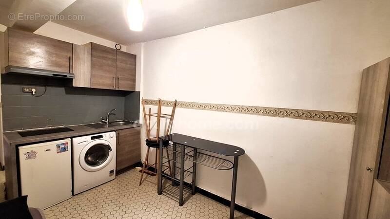 Appartement à L&#039;HAY-LES-ROSES