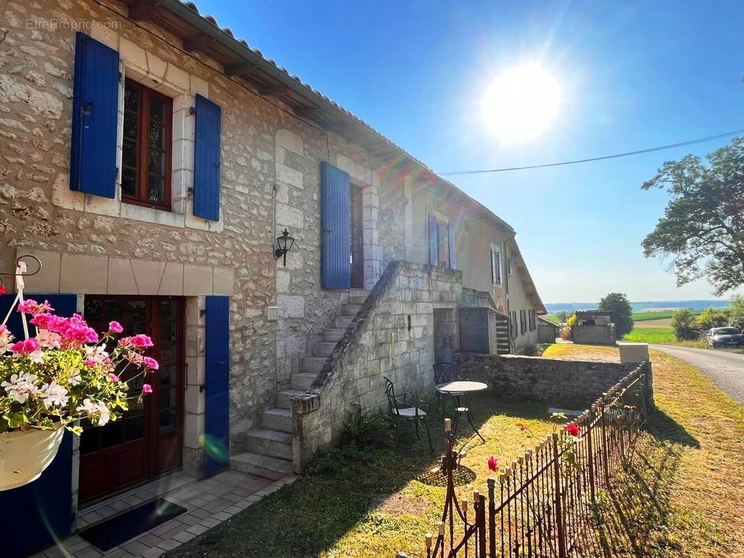 Maison à VERTEILLAC