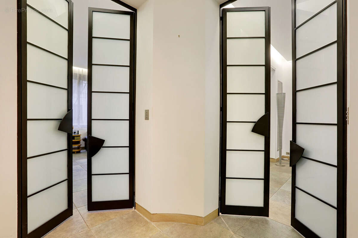 Maison à PARIS-14E