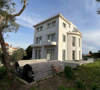 Maison à ANTIBES