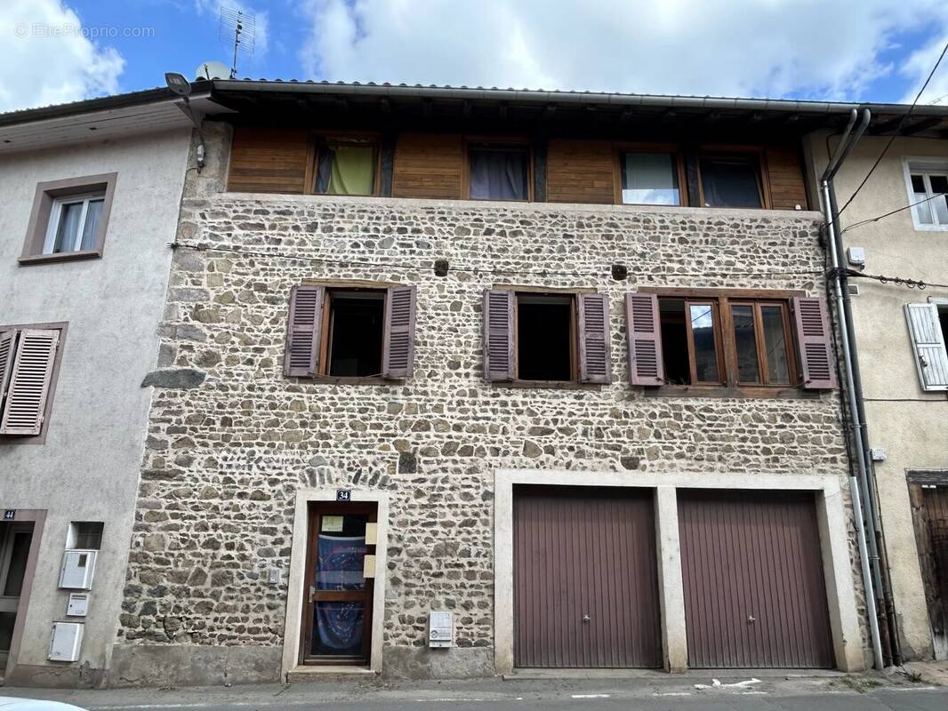 Appartement à BEAUJEU