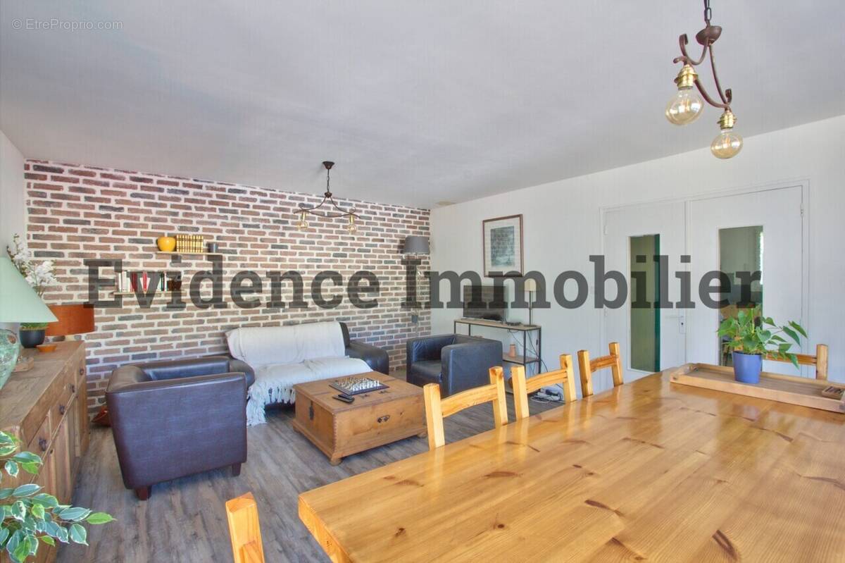 Appartement à ALBERTVILLE