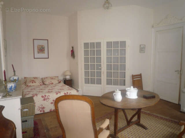 Maison à MONCLAR