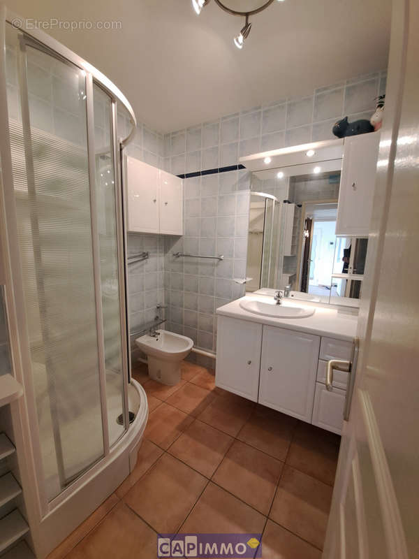 Appartement à HYERES