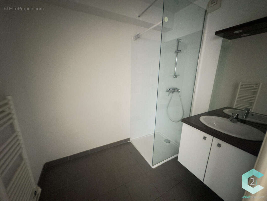 Appartement à CORNEBARRIEU