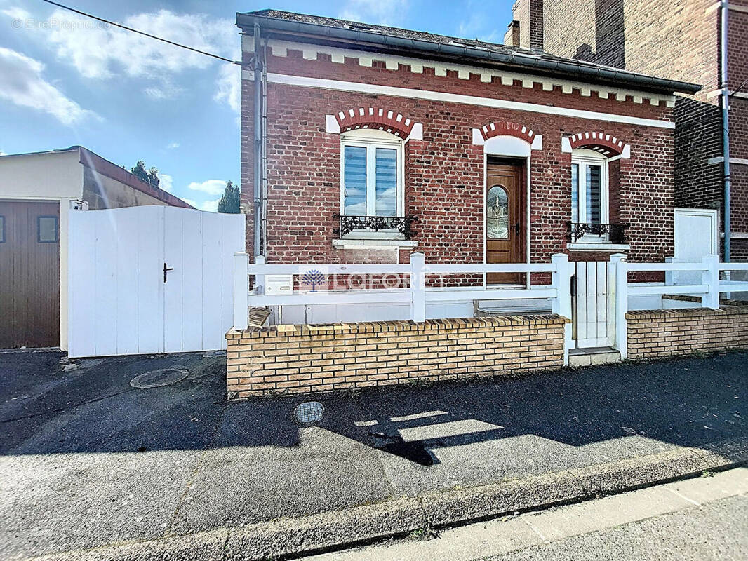 Maison à TERGNIER