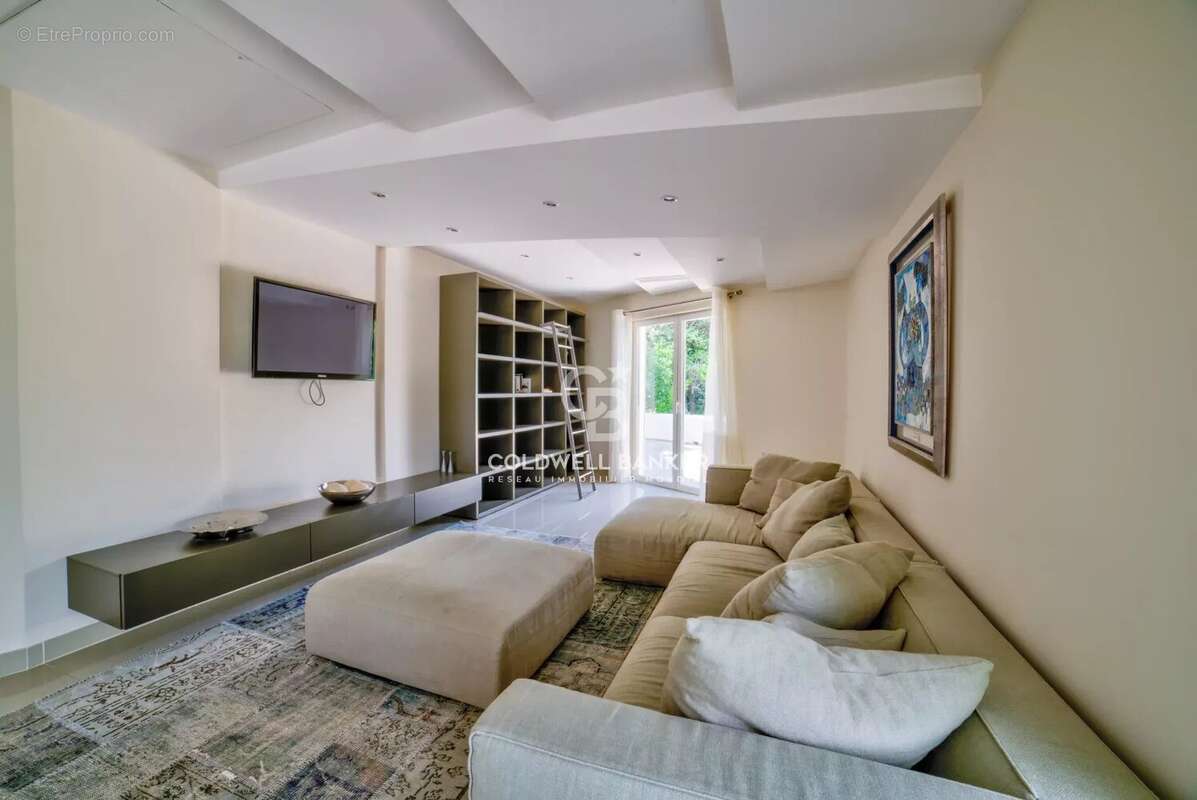 Maison à MOUGINS