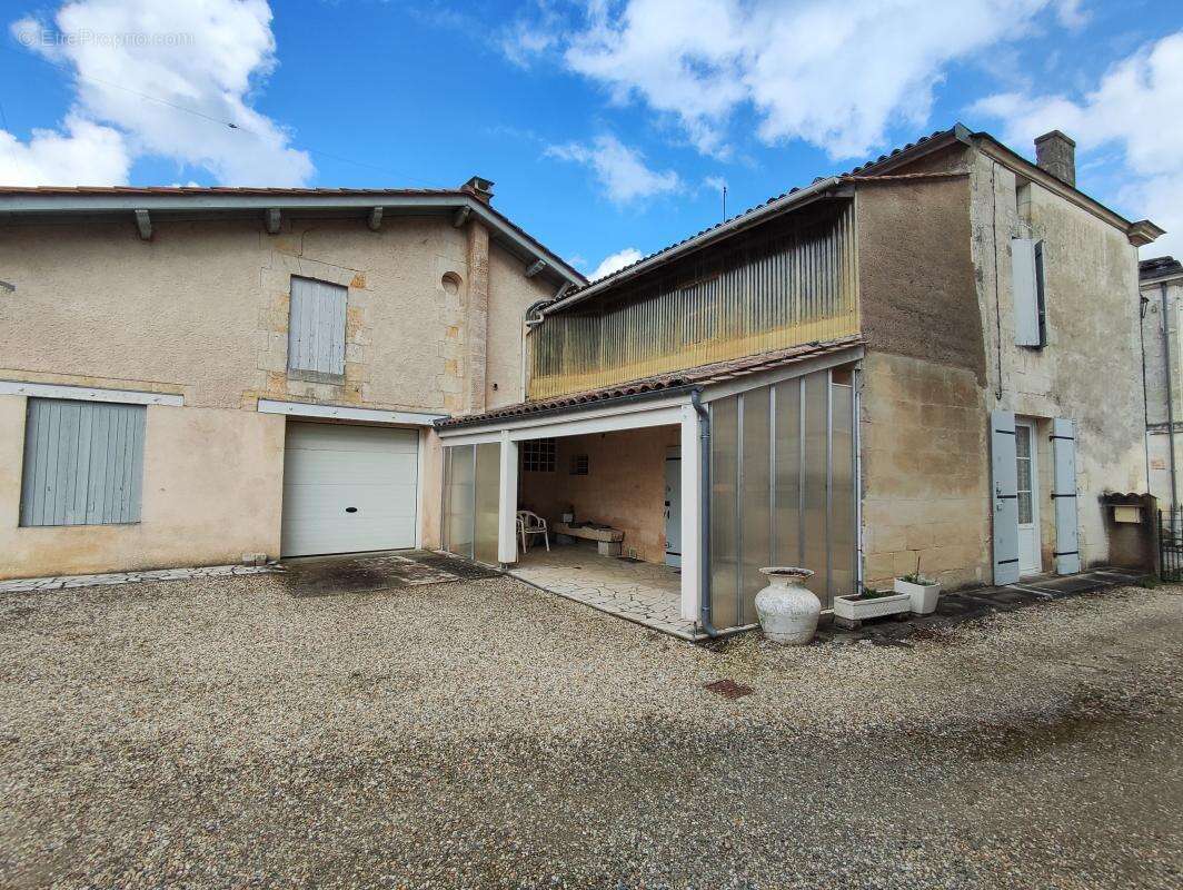 Maison à ASQUES