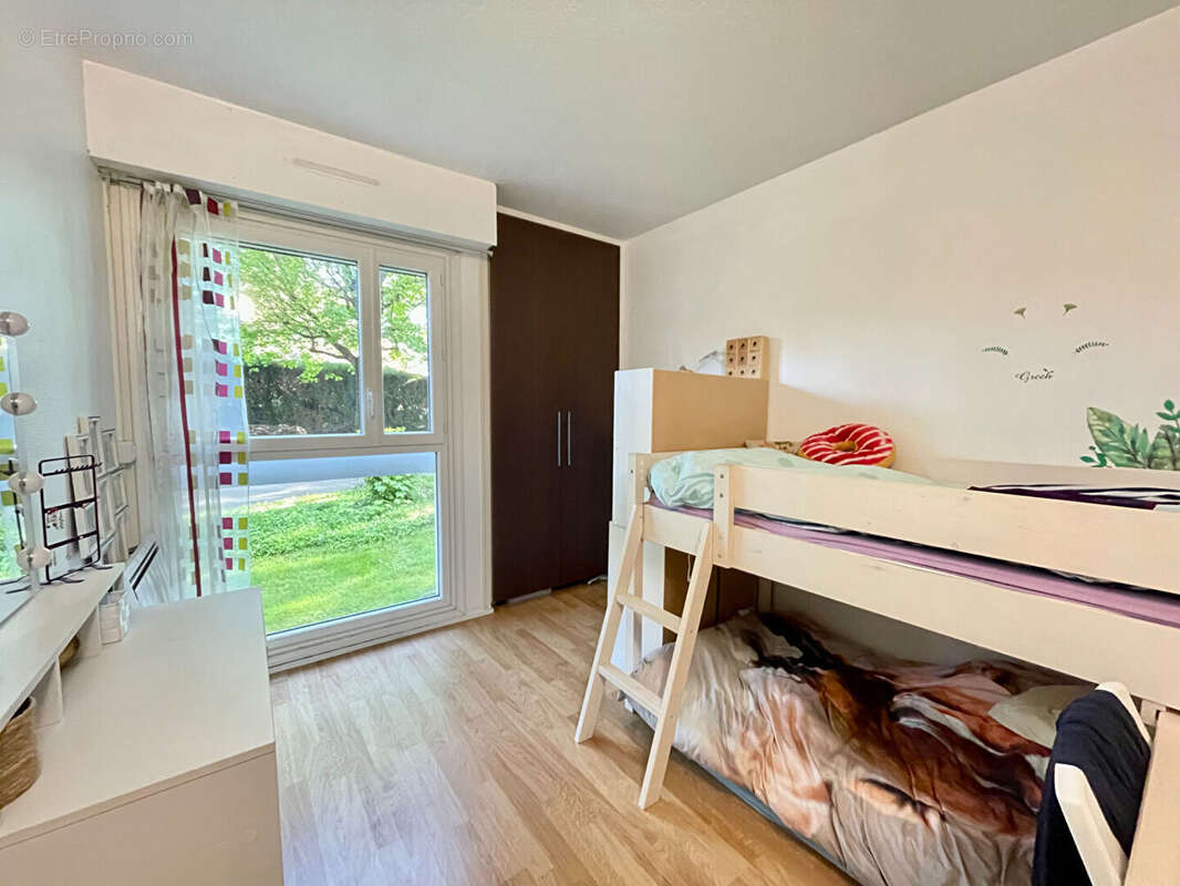 Appartement à VERRIERES-LE-BUISSON