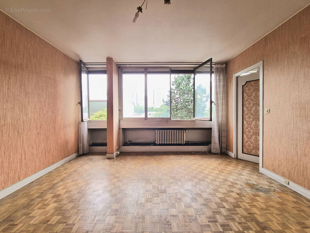 Appartement à FONTENAY-SOUS-BOIS