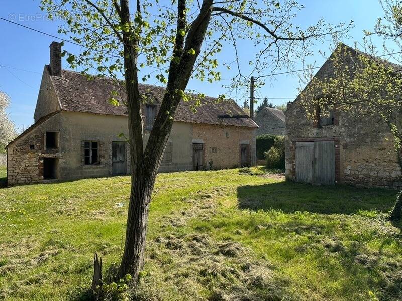 Maison à FERRIERES-EN-GATINAIS