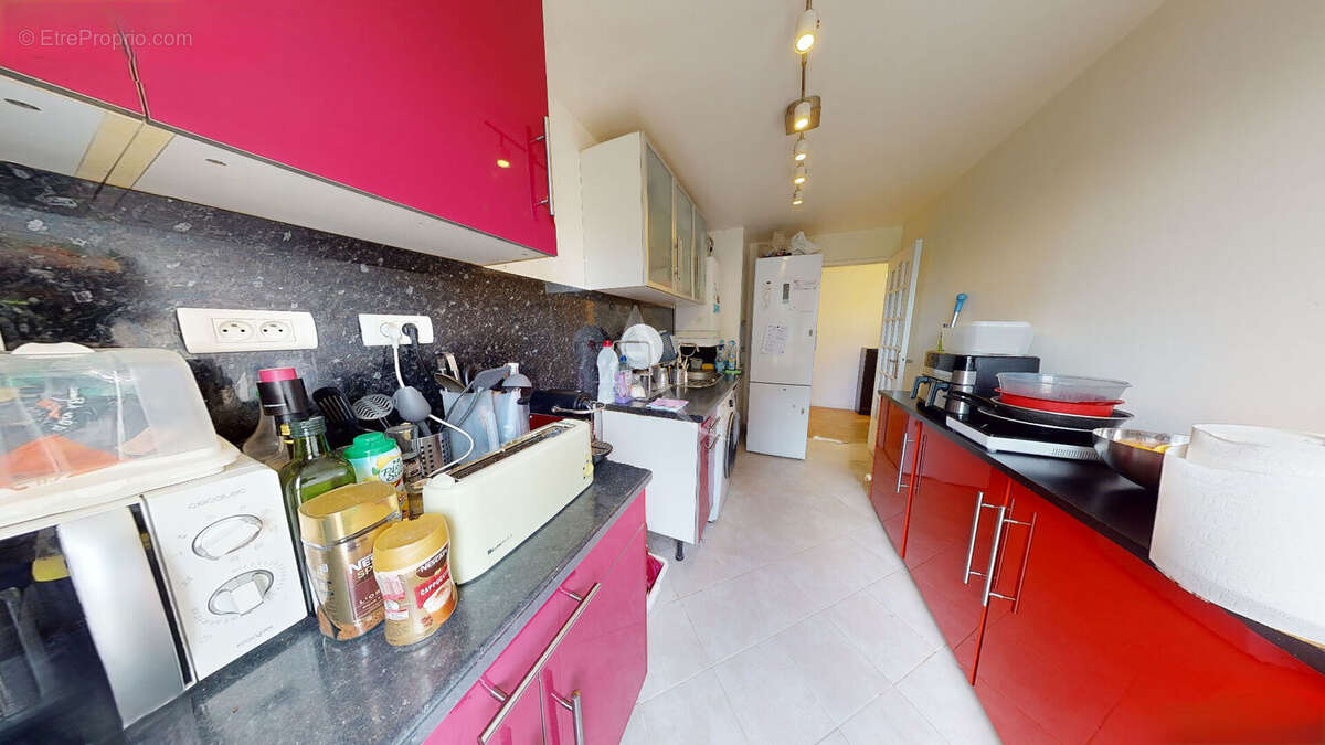 Appartement à COMBS-LA-VILLE