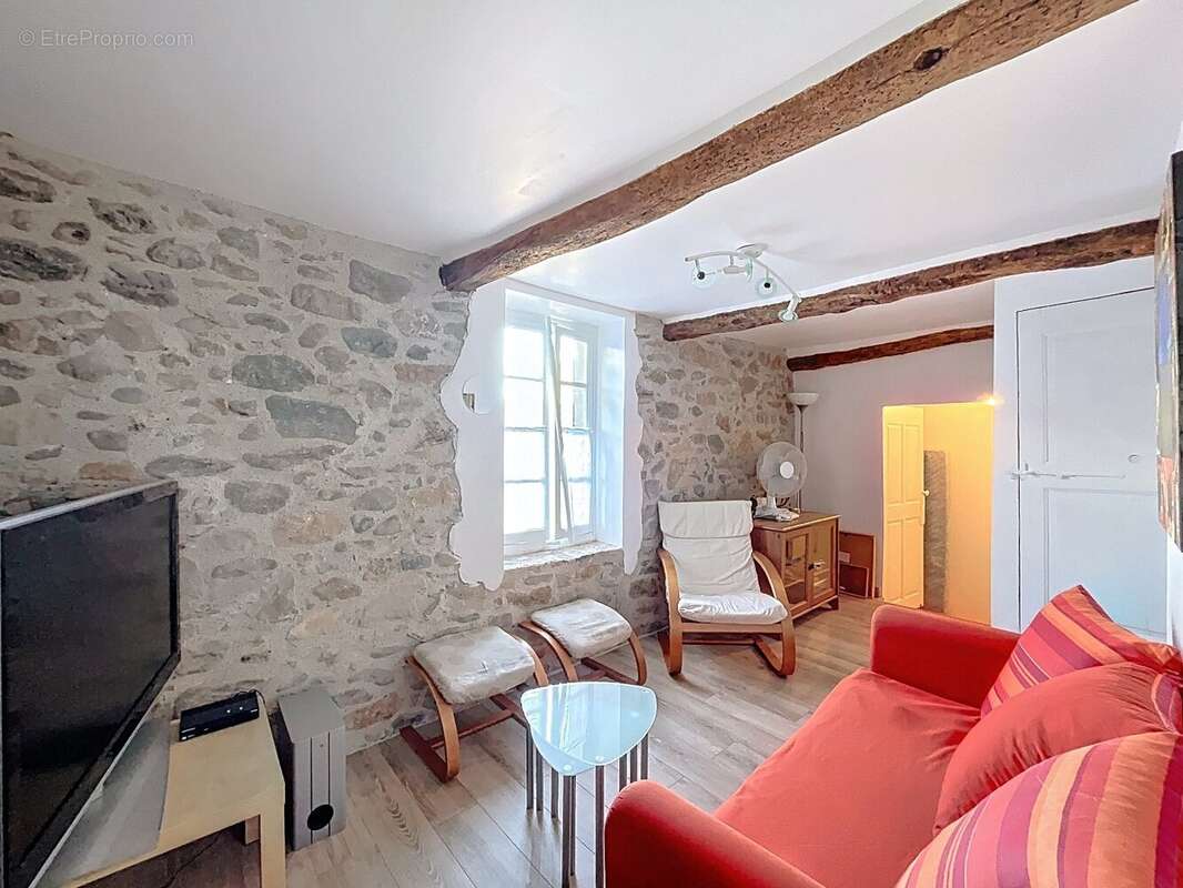 Maison à PIERRERUE
