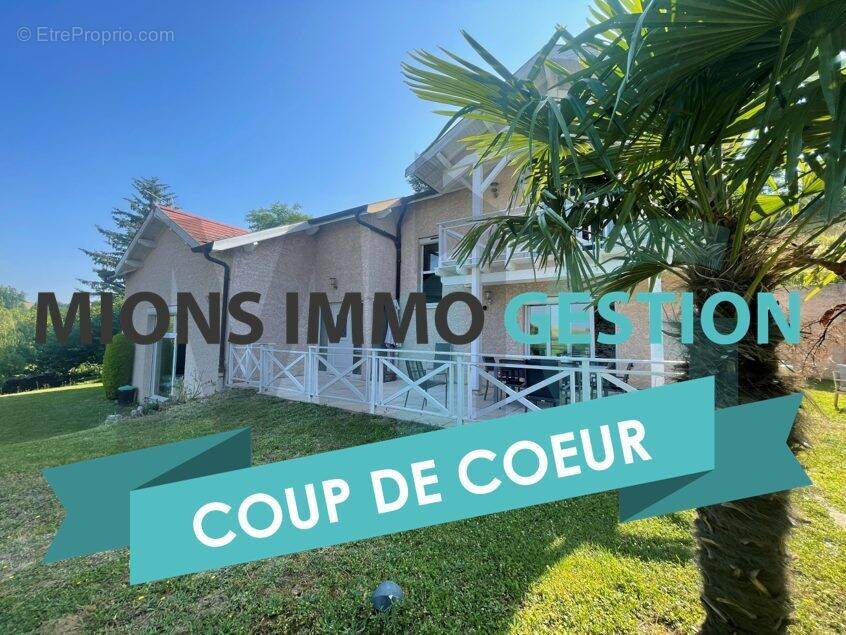 Maison à LUZINAY