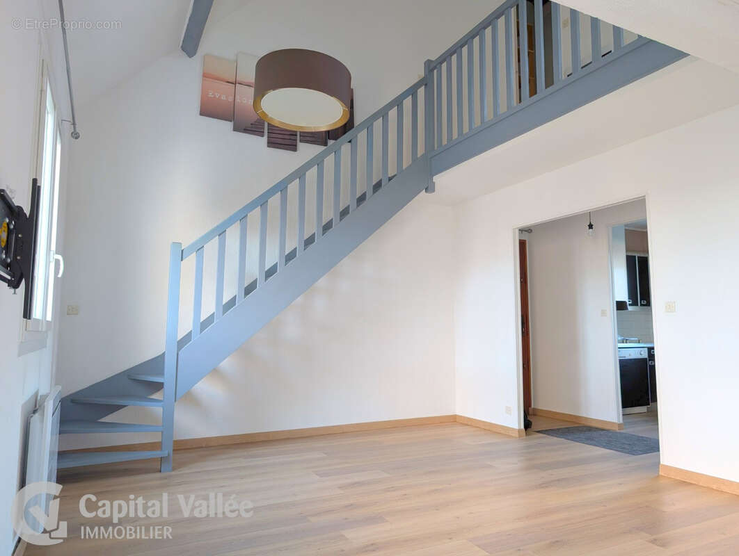 Appartement à ETRECHY