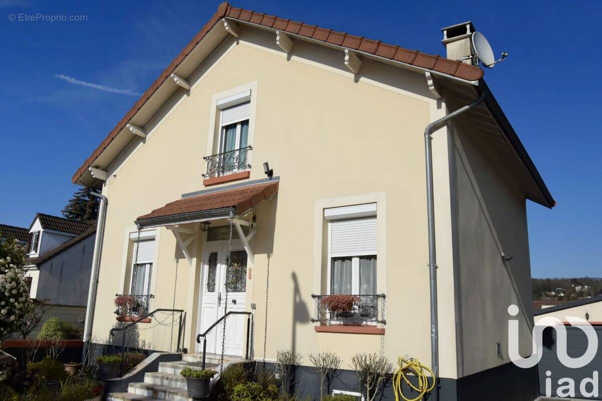 Photo 1 - Maison à SAINT-LEU-LA-FORET