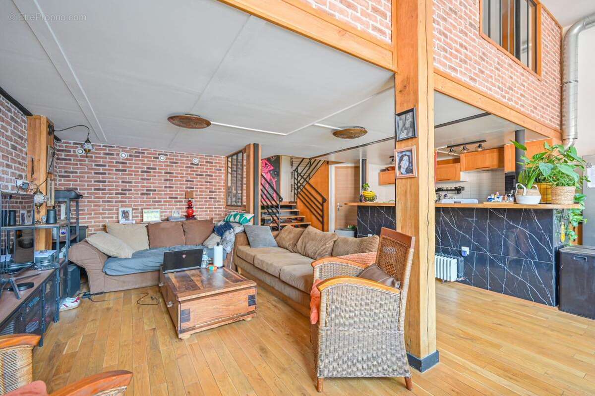 Appartement à PARIS-19E