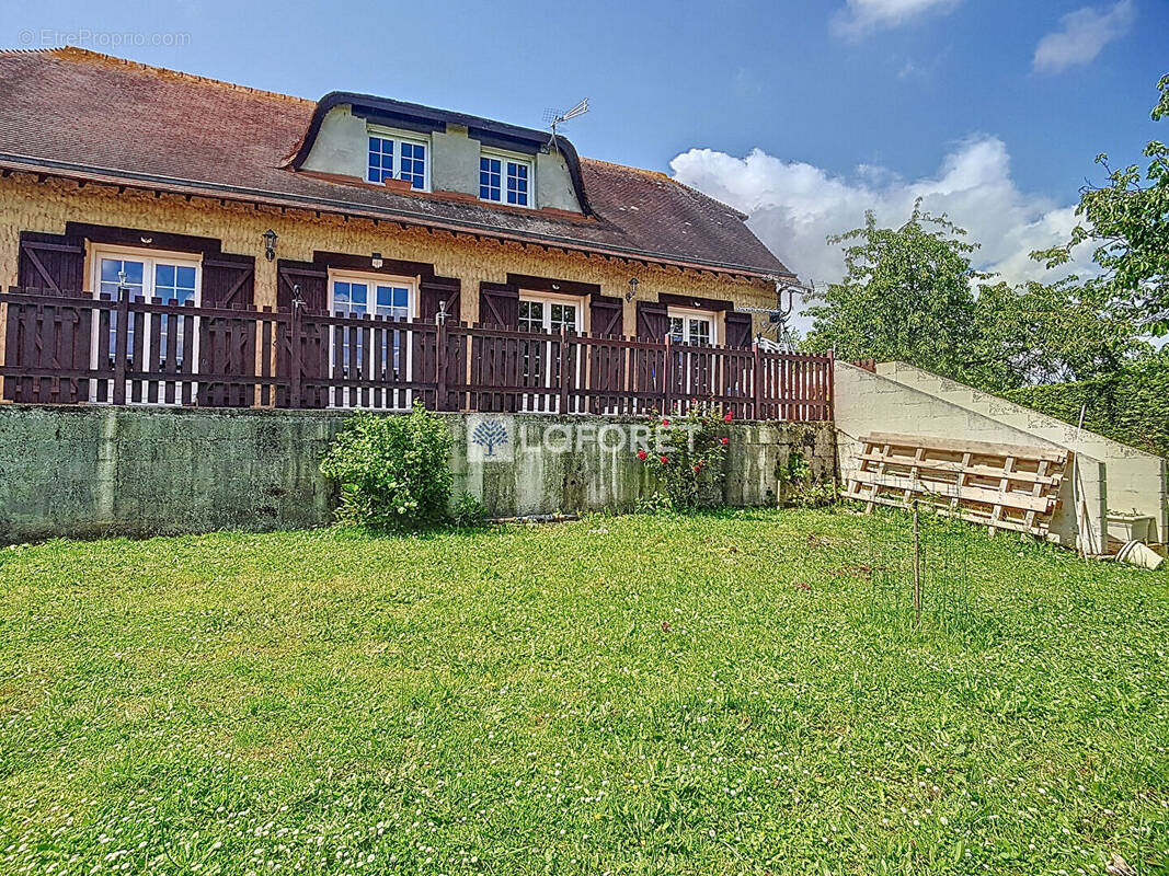 Maison à NOYERS-BOCAGE