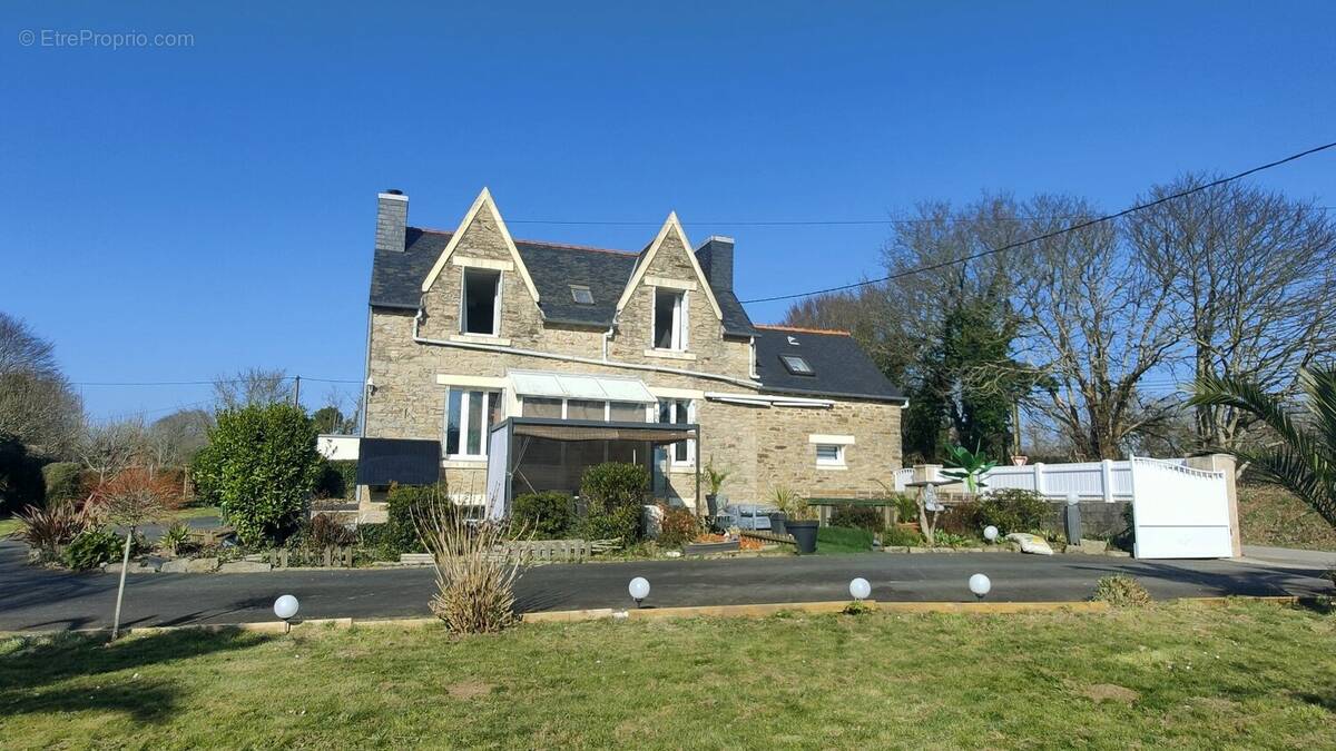 Maison à ROSPORDEN