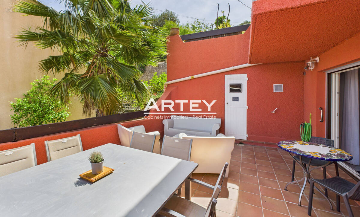 Appartement à CARQUEIRANNE