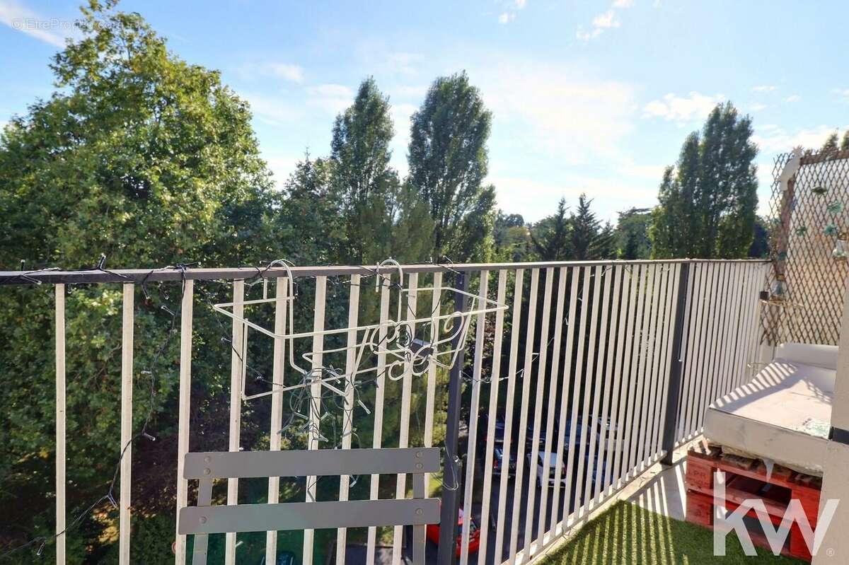 Appartement à LA CELLE-SAINT-CLOUD