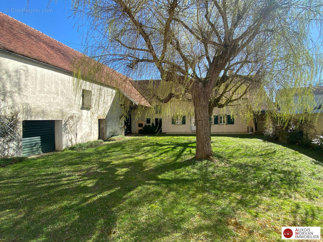 Maison à SEMUR-EN-AUXOIS
