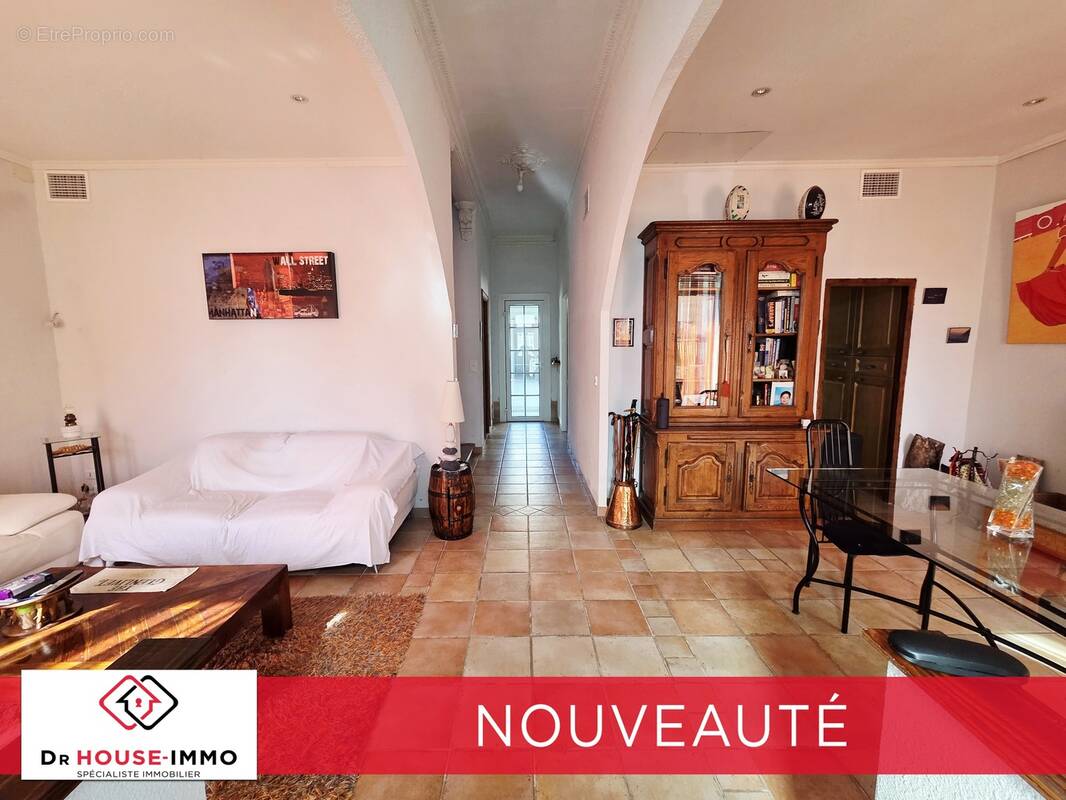 Maison à QUARANTE