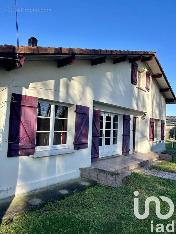 Photo 1 - Maison à LESPERON