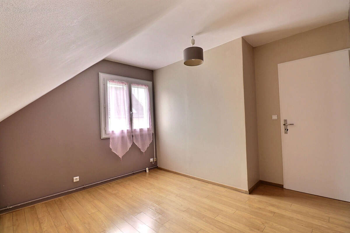 Maison à VAUREAL
