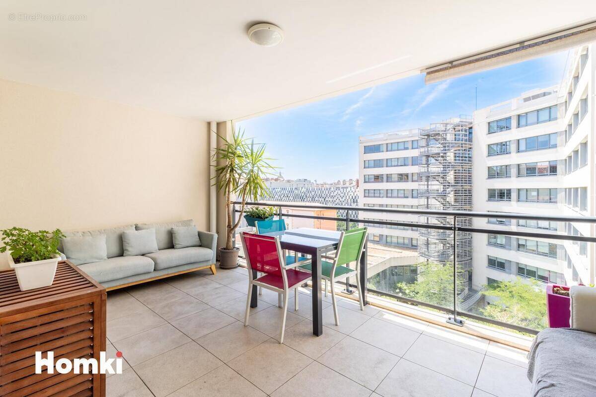 Appartement à MARSEILLE-2E