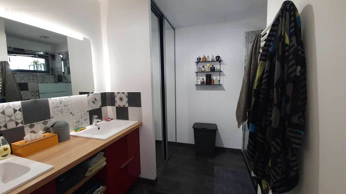 Appartement à LA SUZE-SUR-SARTHE
