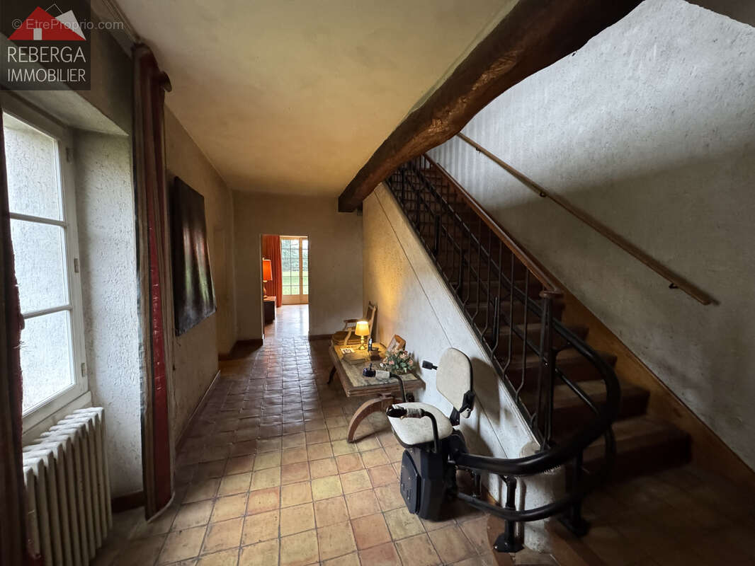 Maison à AUSSILLON