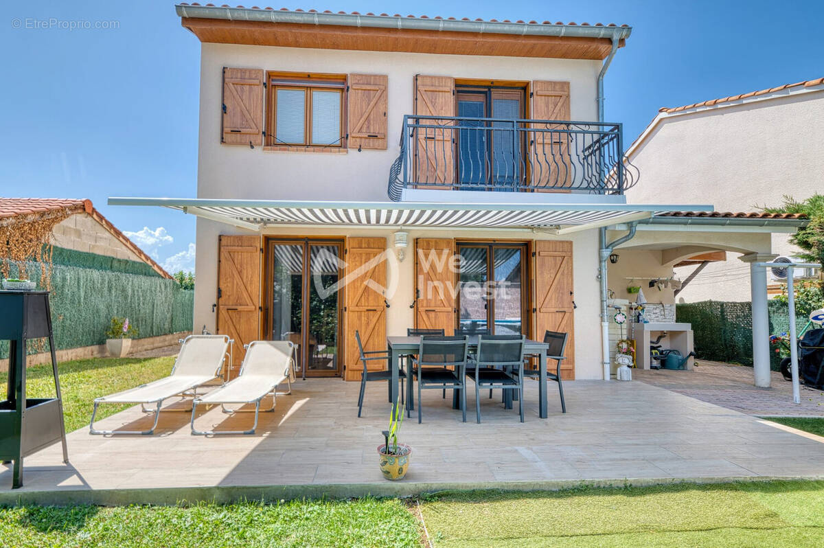 Maison à MEYZIEU