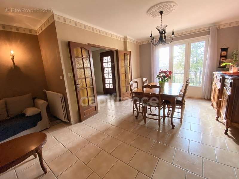 Maison à SAINT-LAURENT-LA-VERNEDE