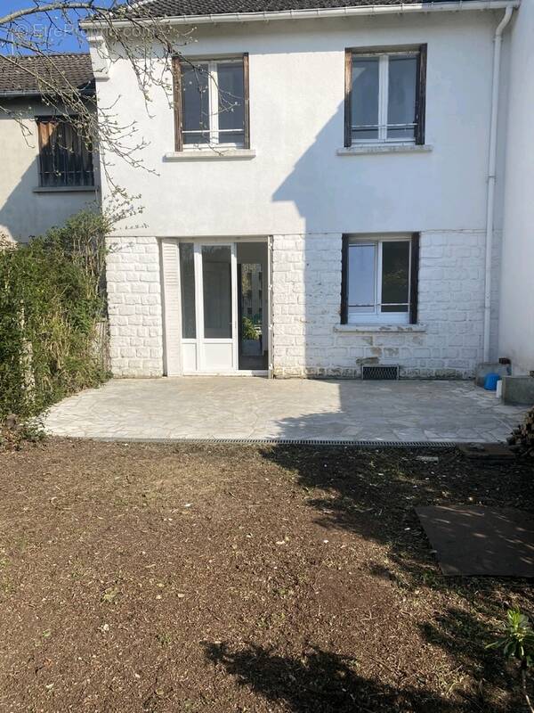 Maison à MANTES-LA-JOLIE