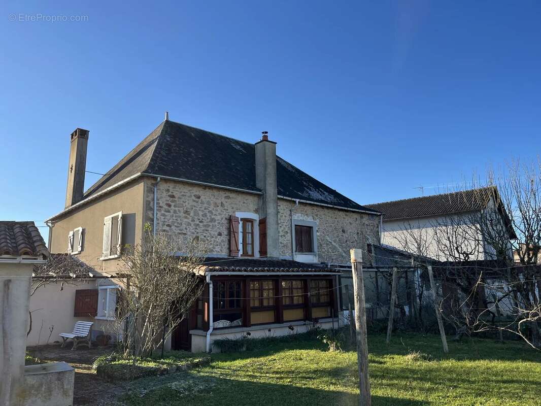 Maison à LATHUS-SAINT-REMY