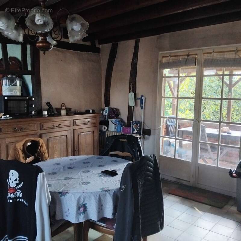 Maison à NEUFCHATEL-EN-BRAY