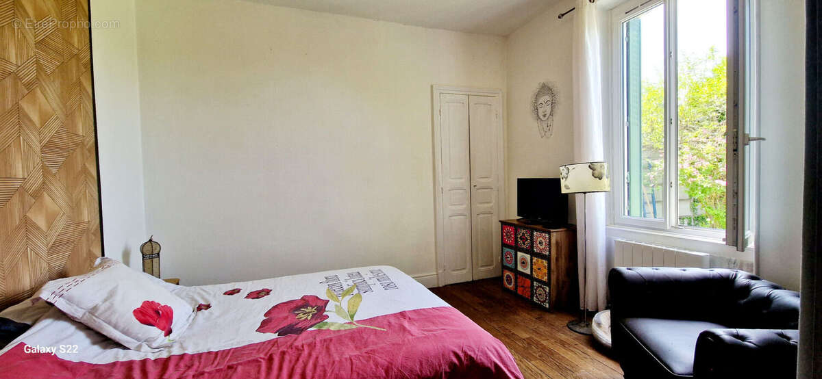 Maison à BEZENET