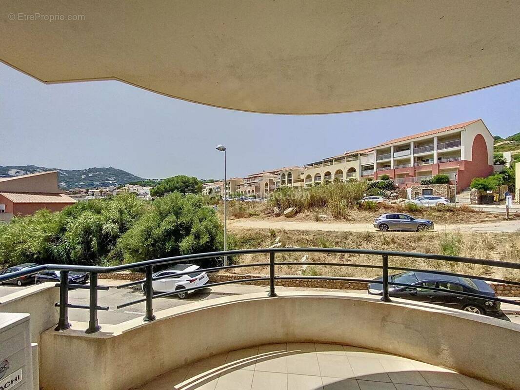 Appartement à CALVI
