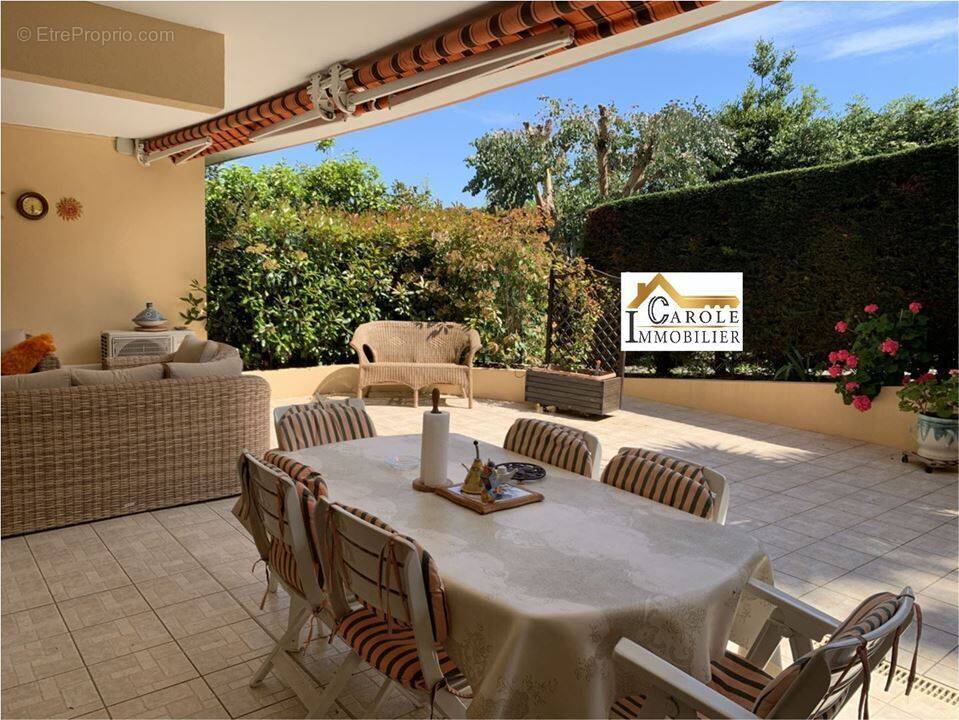 Appartement à MANDELIEU-LA-NAPOULE