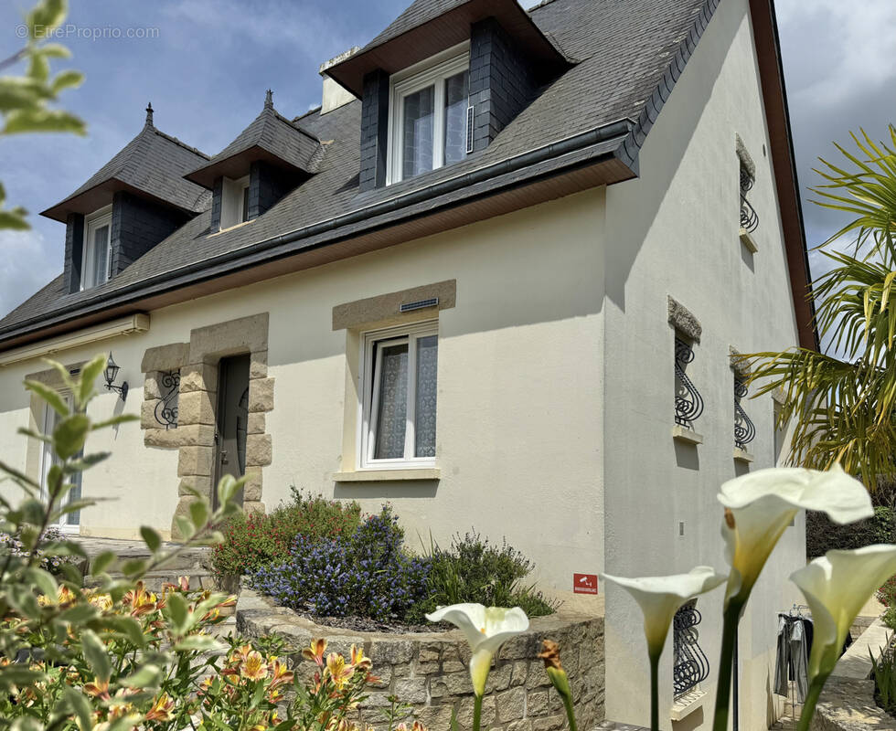 Maison à CHARTRES-DE-BRETAGNE