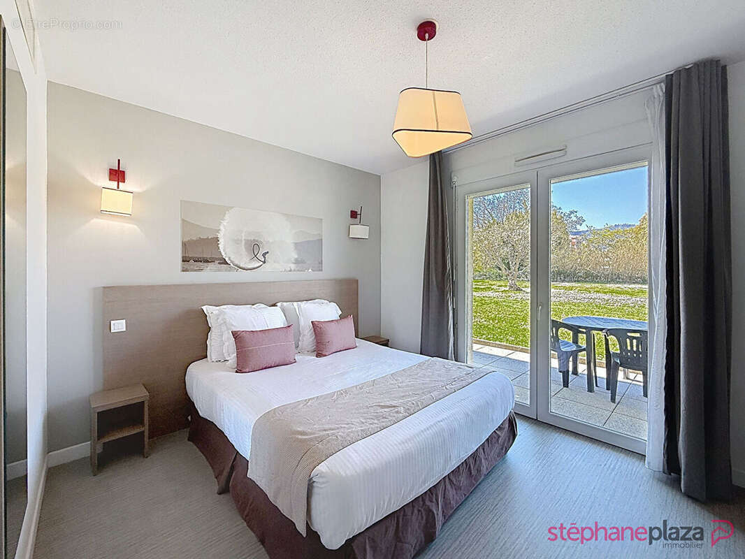 Appartement à MANDELIEU-LA-NAPOULE