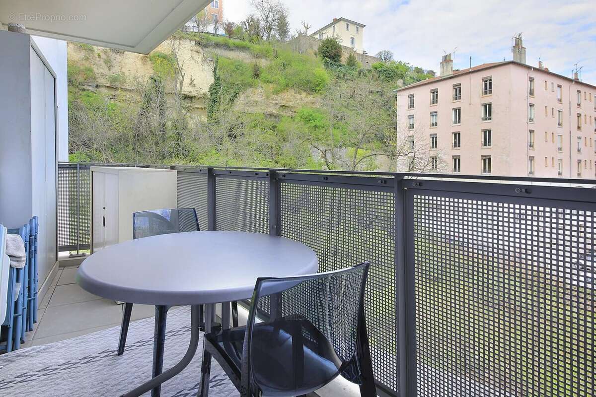 Appartement à LYON-5E