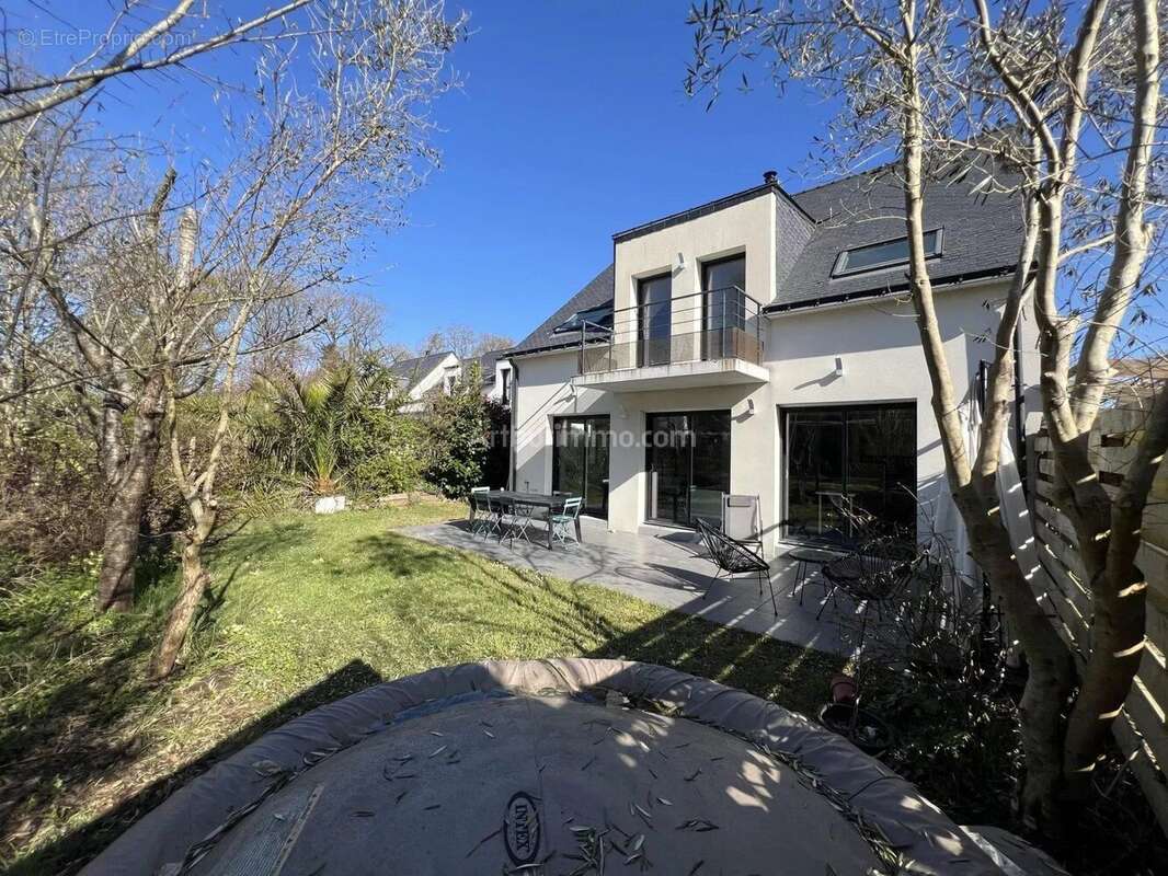 Maison à BONO